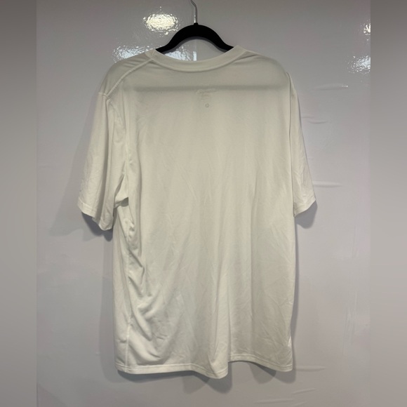 Nike Men's White T-Shirt - Picture 3 of 3